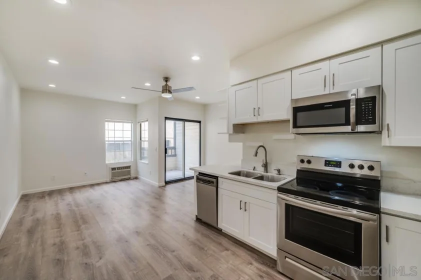 3950 Cleveland #106 photo 21