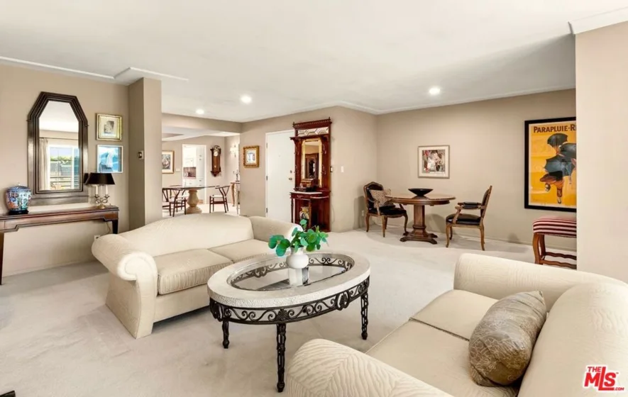 5050 Coldwater Canyon Avenue #PH1 photo 3