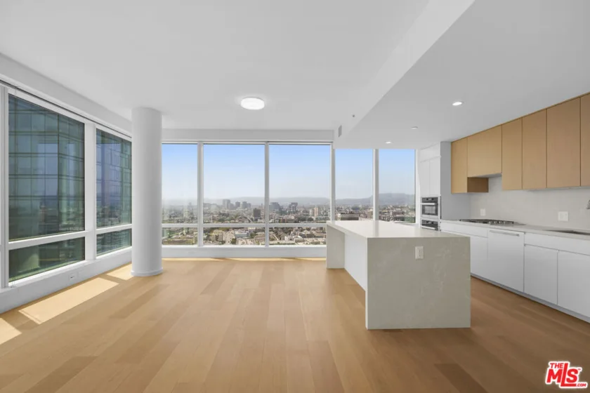 877 Francisco Street #2811 photo 24