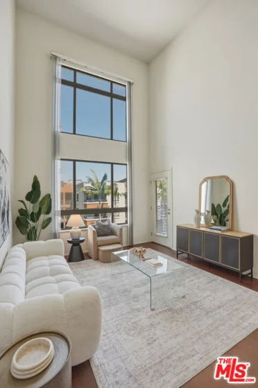 100 S Alameda Street #401 photo 28