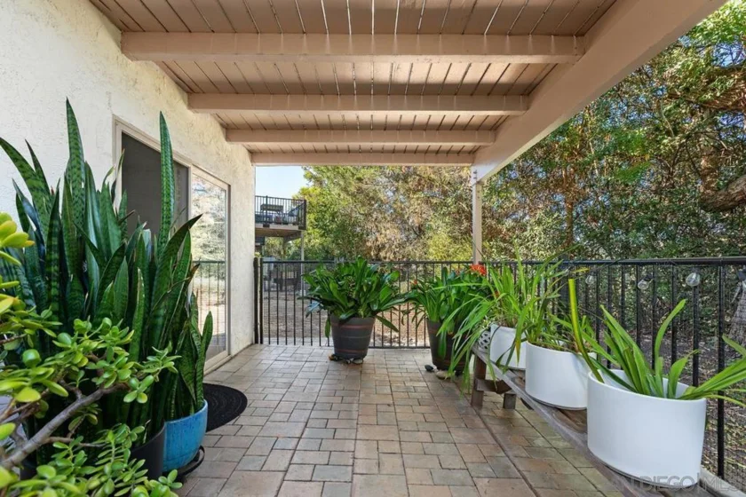 3152 Avenida Topanga photo 29