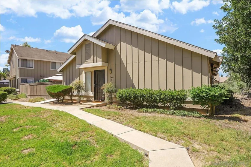 7471 Tooma Street #Unit B photo 2