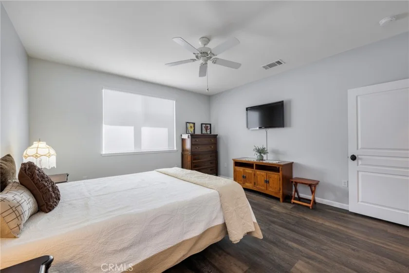 39416 Cardiff Avenue photo 25