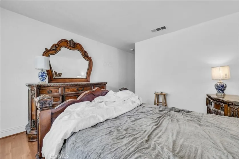 2425 Del Mar photo 8