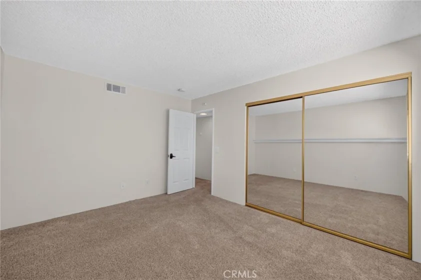 25644 Sharp #A photo 17