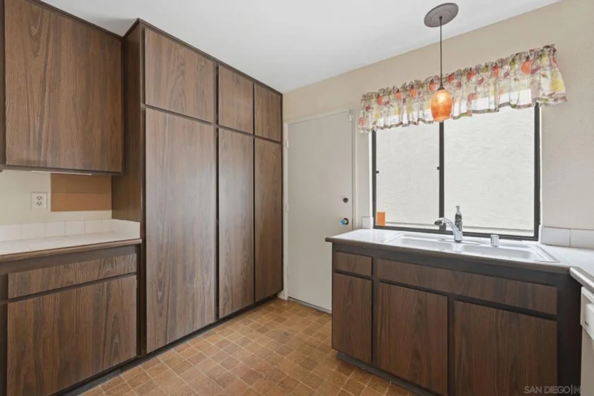 10217 Caminito Covewood photo 14