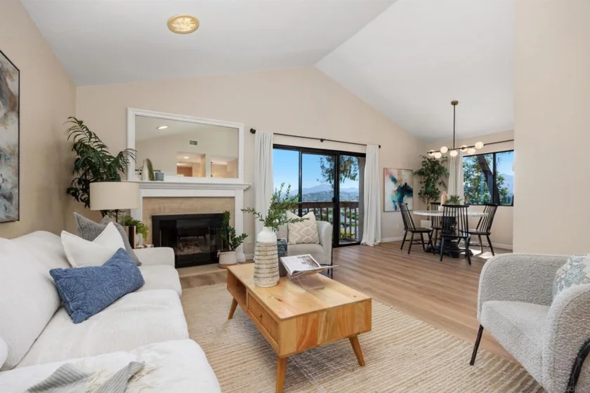 11906 Paseo Lucido #156 photo 1