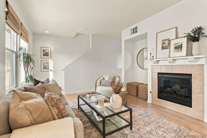 845 Harbor Cliff Way #305 photo 5