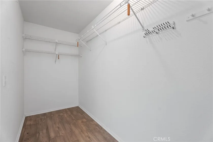 21605 Fernbrook photo 38