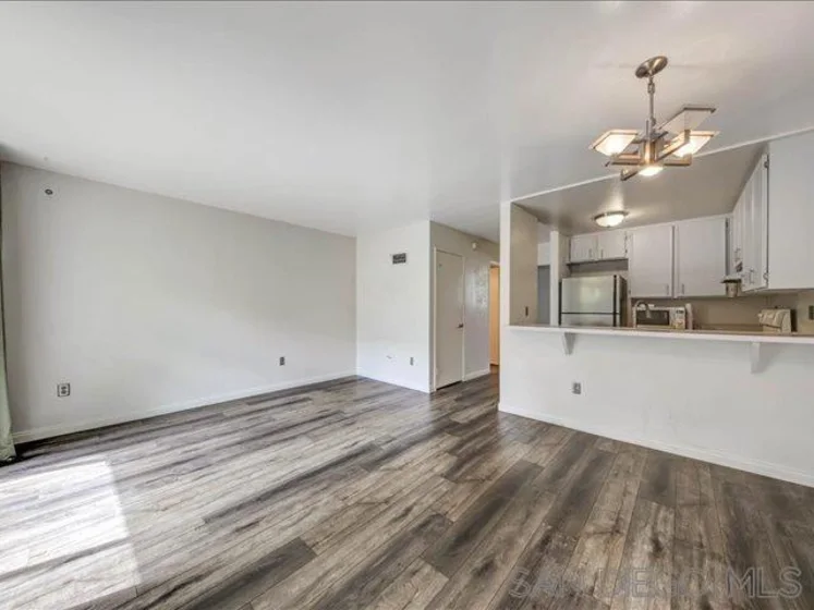 1124 Eureka Street #16 photo 26