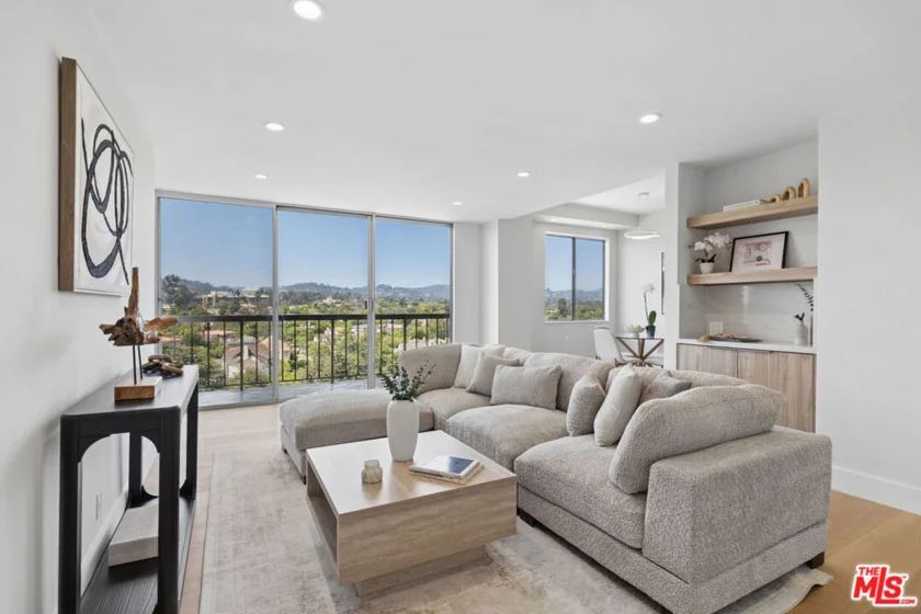 10747 Wilshire Boulevard #1107 photo 1