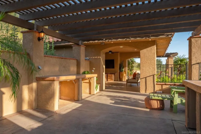 24922 Terreno Drive photo 44