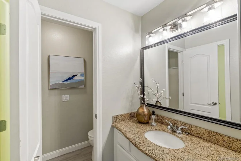 522 Calle Montecito #114 photo 13