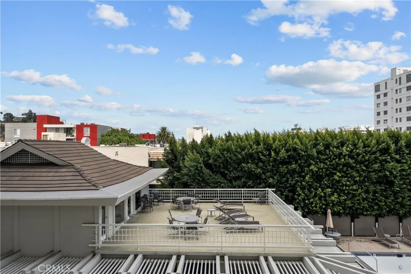 7250 Franklin #311 photo 21