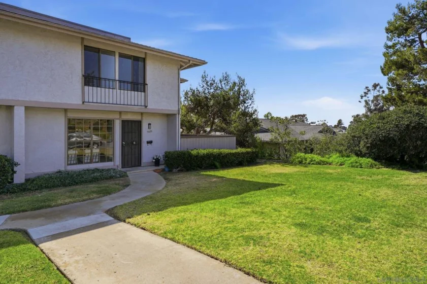 9606 Easter Way photo 20