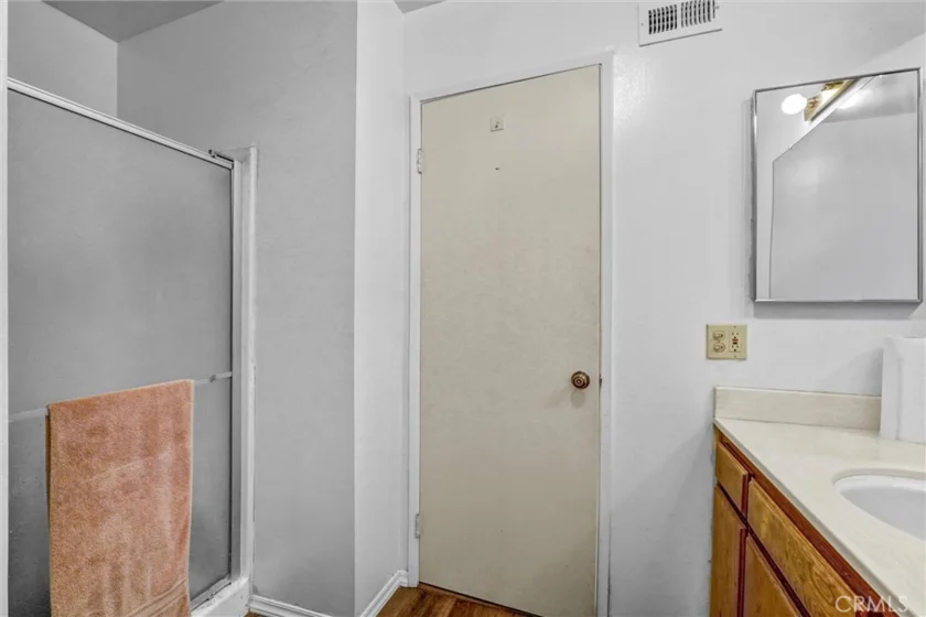 19451 Sherman Way #504 photo 18