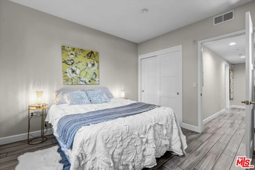 14412 Killion Street #110 photo 25