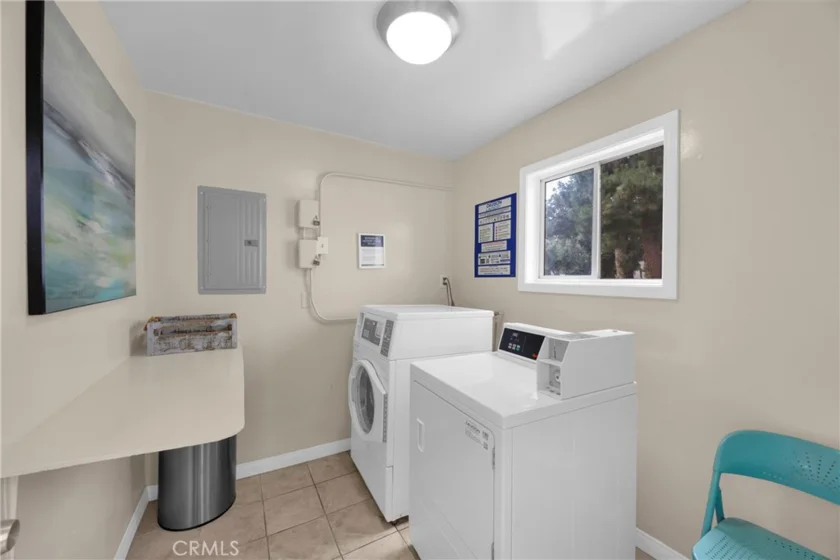 6151 Canterbury Drive #105 photo 17