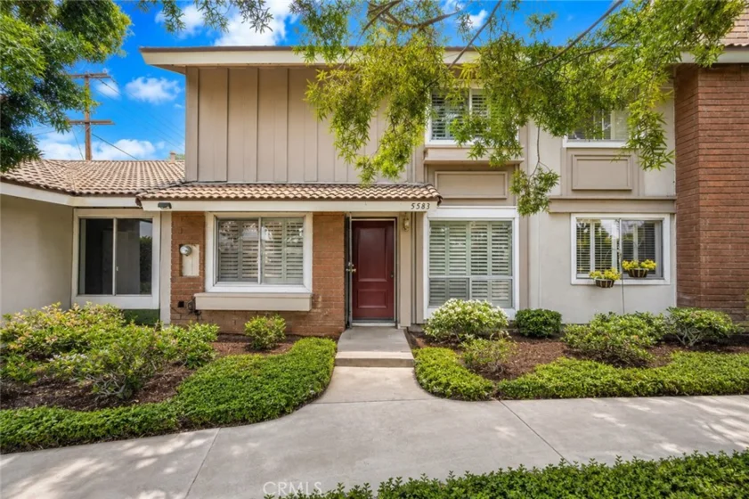 5583 Tiffany Avenue photo 23