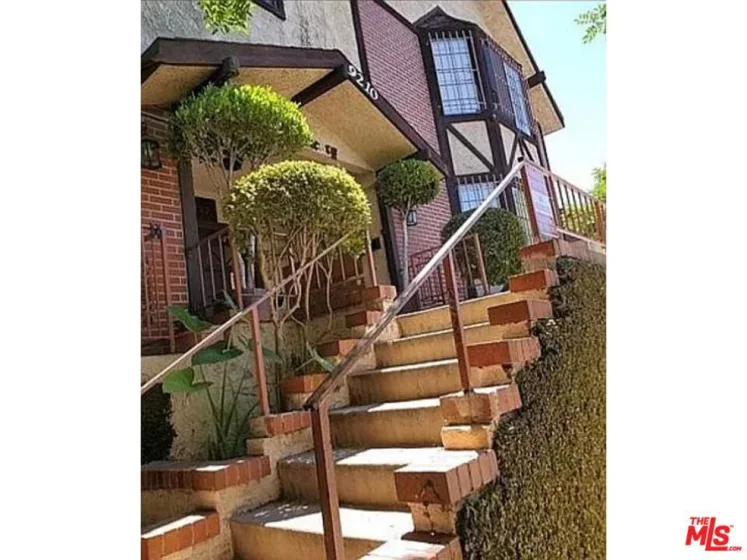 9210 Van Nuys Boulevard #22 photo 1
