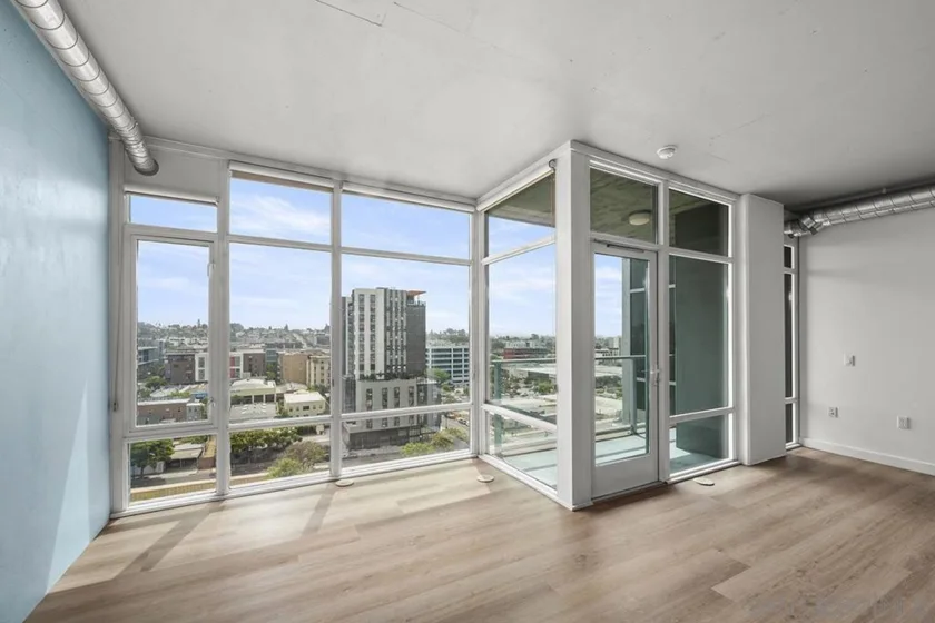 1080 Park Boulevard #913 photo 6