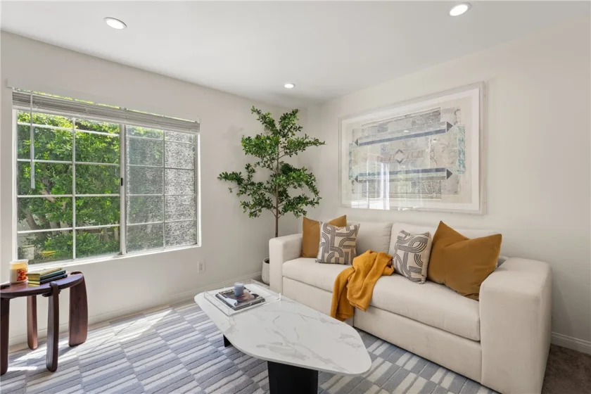 5535 Canoga Avenue #221 photo 12