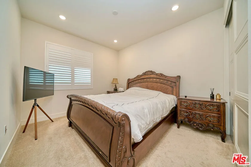 8898 Los Coyotes Court #210 photo 14