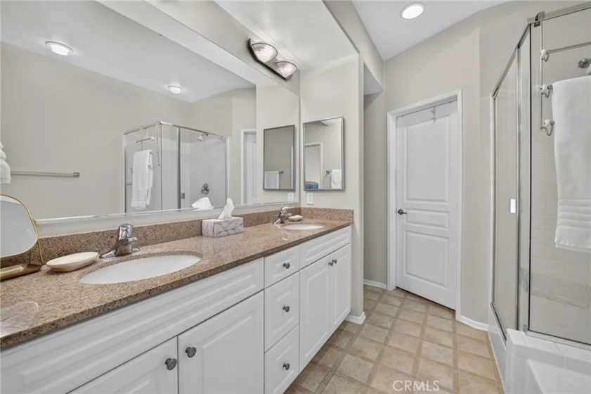 3273 Watermarke Place photo 33
