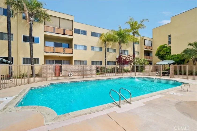 6225 Coldwater Canyon Avenue #102 photo 28