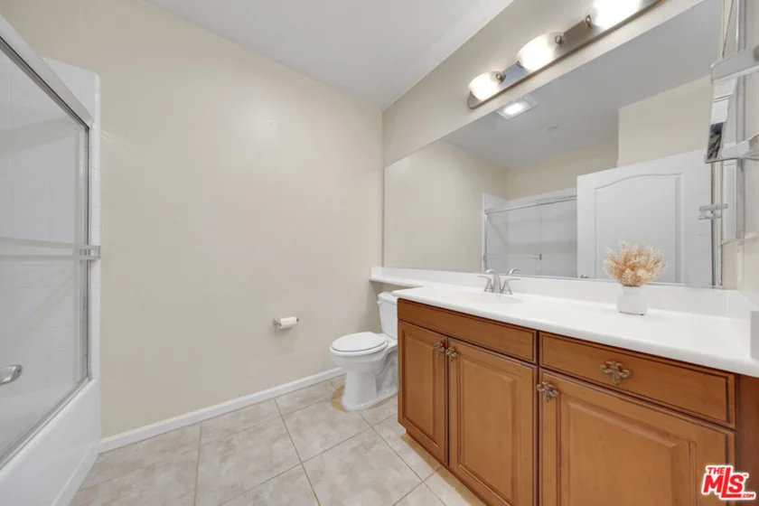 3401 S Bentley Avenue #301 photo 5