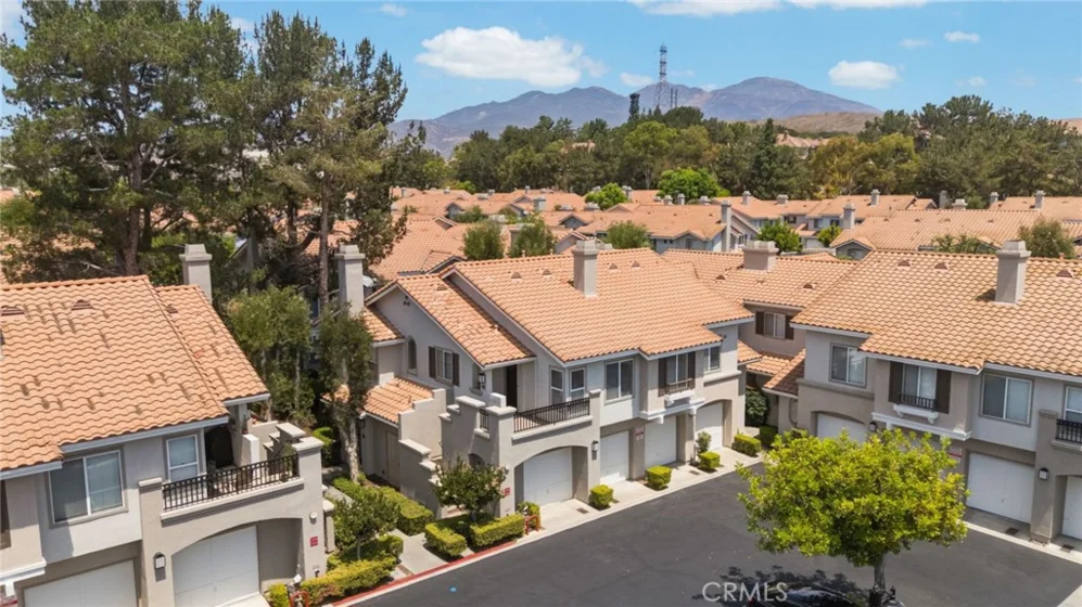 133 California Court photo 37