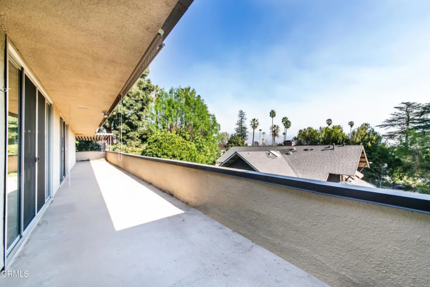380 S Orange Grove Boulevard #12 photo 15