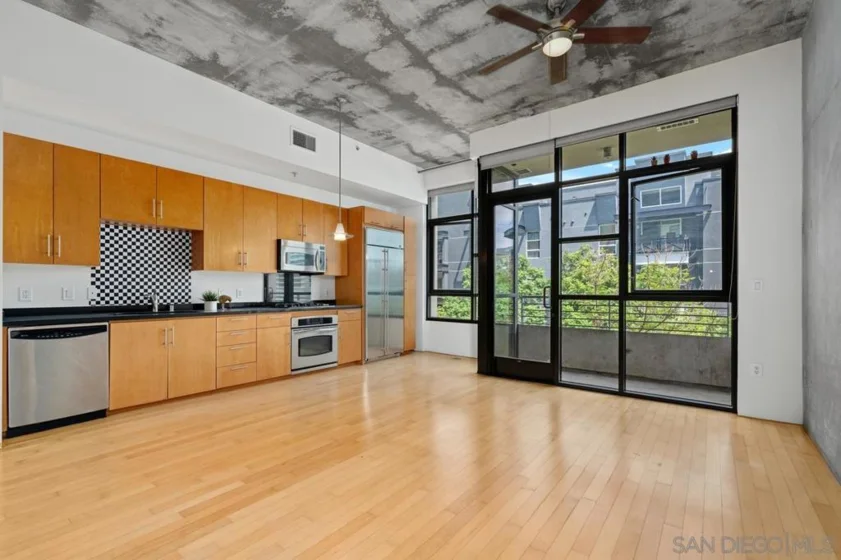 1050 Island Avenue #406 photo 8