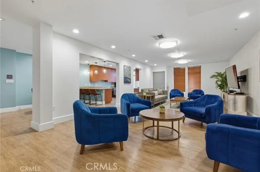 388 E Ocean Boulevard #709 photo 31