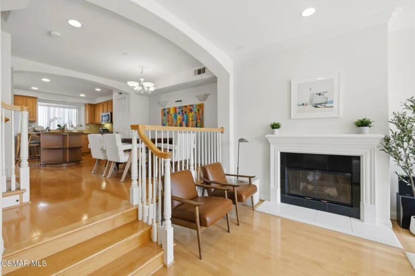 4106 W Kling Street photo 5
