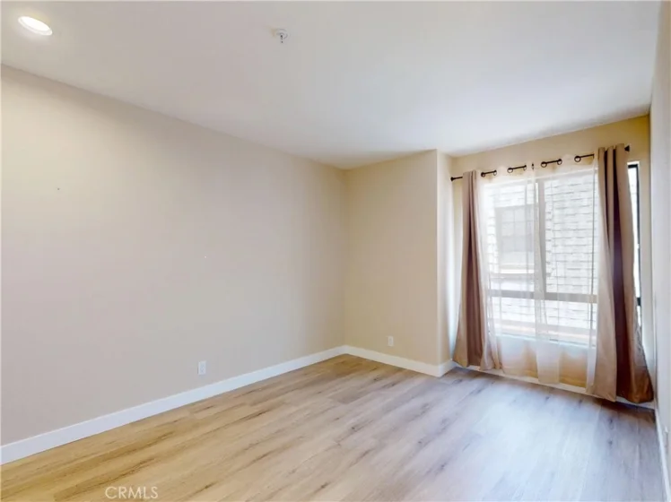 105 S Marguerita Avenue #C photo 25