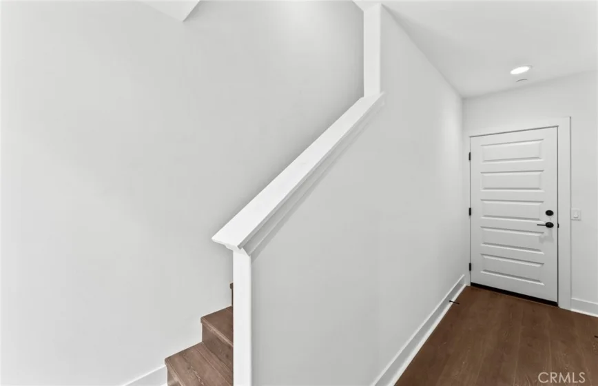 107 Sorrel Court photo 2