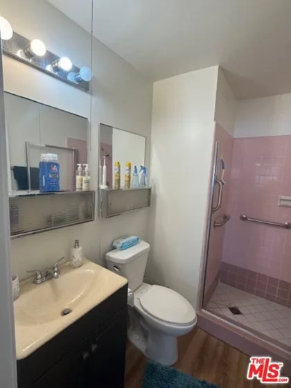6342 Morse Avenue #205 photo 11