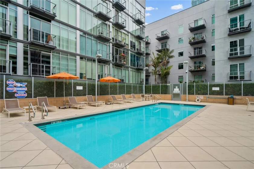 645 W 9th Street #424 photo 12