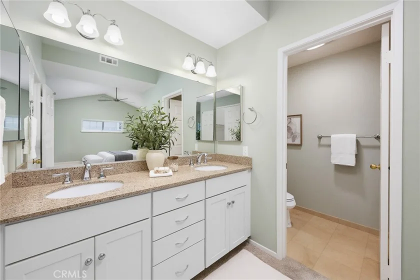 1518 Creekside Court #A photo 18