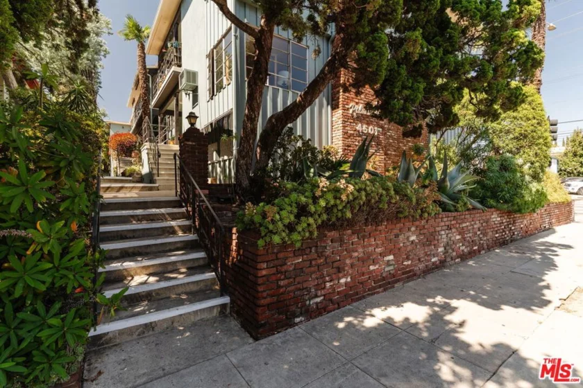 4501 Finley Avenue #10 photo 37