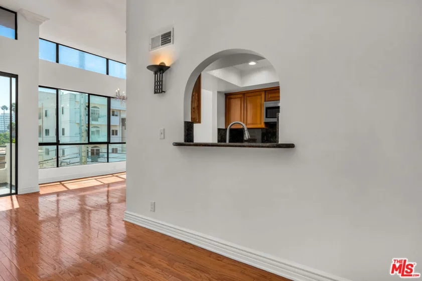 1312 S Saltair Avenue #319 photo 10