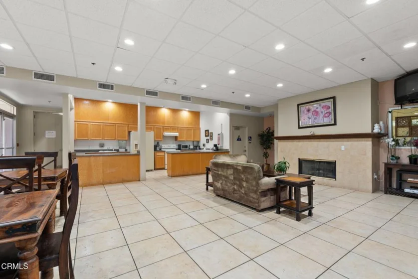 5325 Newcastle Avenue #126 photo 26