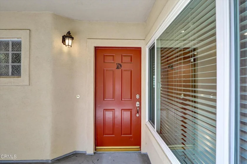 719 E Tujunga #D photo 4