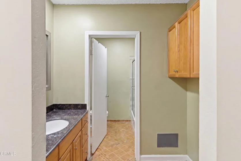 9051 Cedros Avenue #8 photo 10
