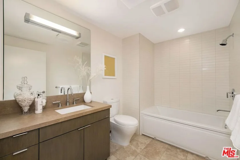 1705 Ocean Avenue ##107 photo 7