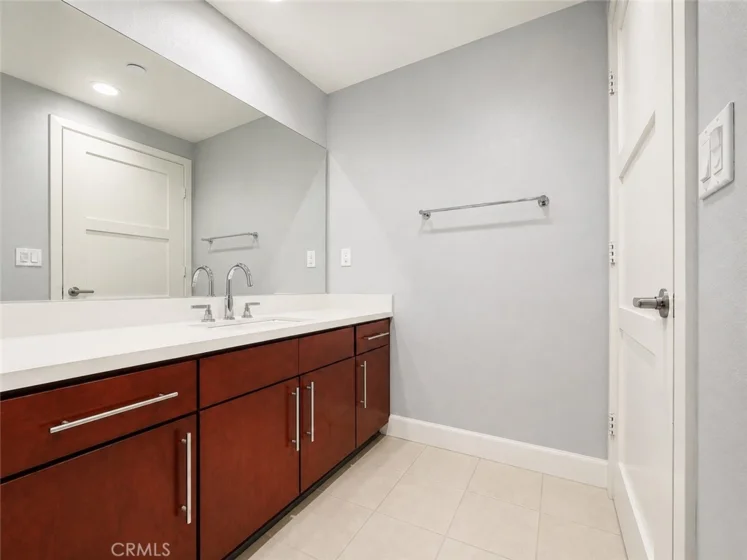 14412 Killion Street #310 photo 24