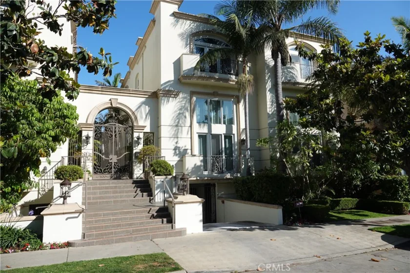 11974 Mayfield Avenue #1 photo 1