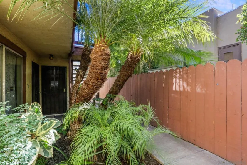 4769 Hawley Boulevard #3 photo 1