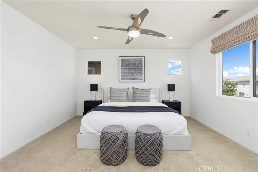 223 Sparkleberry Avenue photo 9